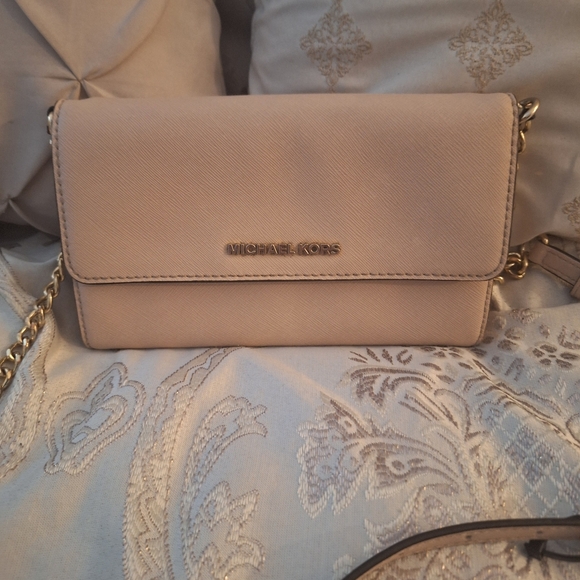 Michael kors wallet crossbody purse - Picture 1 of 5